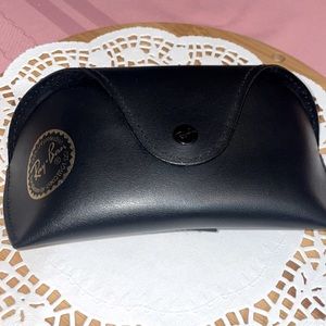 Vintage Ray-Ban Black Leather Sunglass Case to fit Luxottica Glasses, Case only.